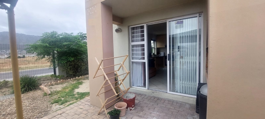 1 Bedroom Property for Sale in Whispering Pines Western Cape